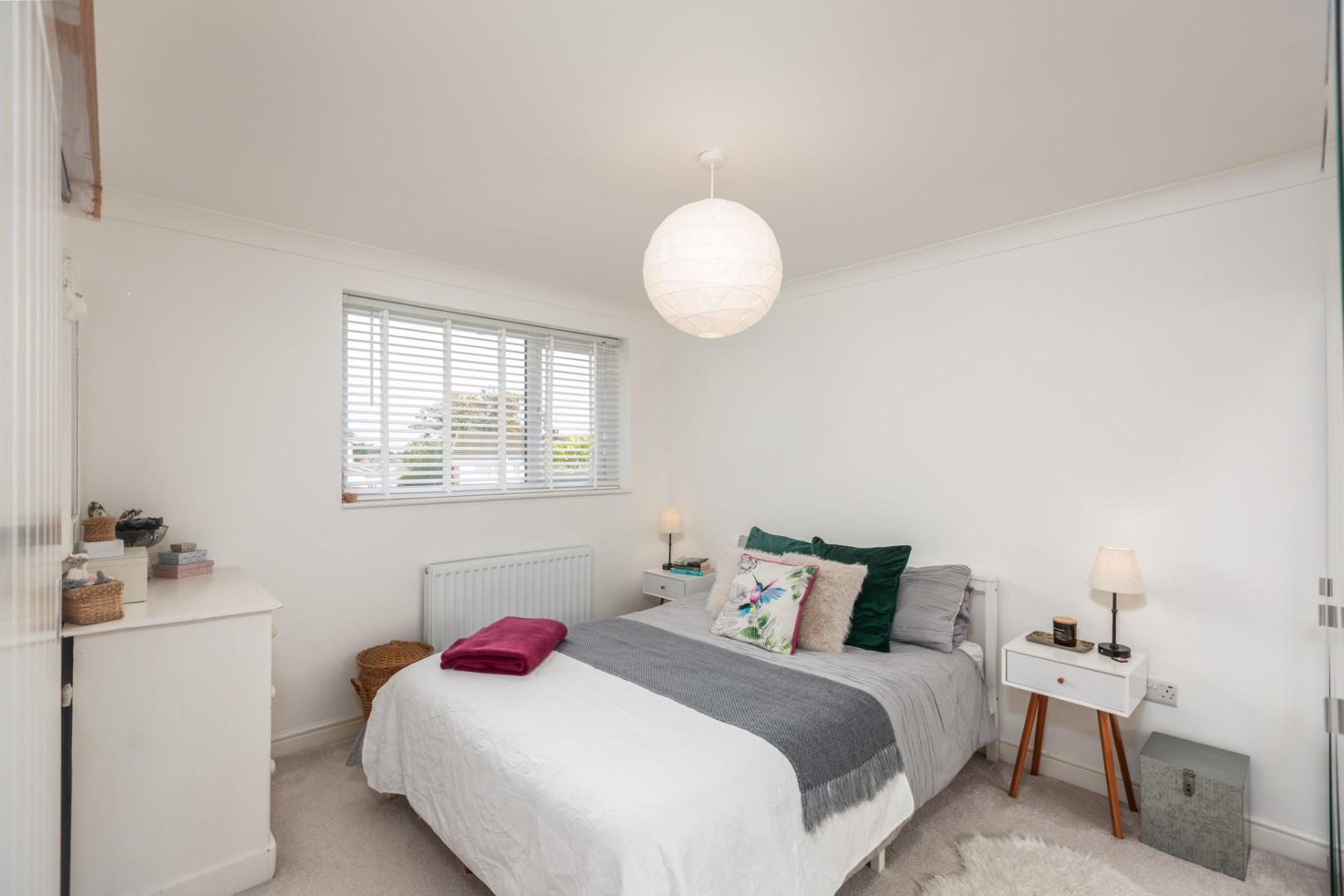 Croftfield Crescent, Newton, Swansea, SA3 4UL